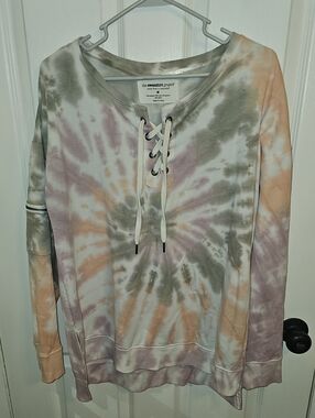 The Sweatshirt Project Women's Tie-Dye Lace-Up Pullover in Pastel